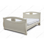Белые двуспальные кровати